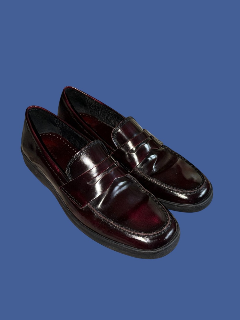 Vintage Bass Penny Loafers Womens Size 8 Burgundy Leather Dark Academia Y2K 2003
